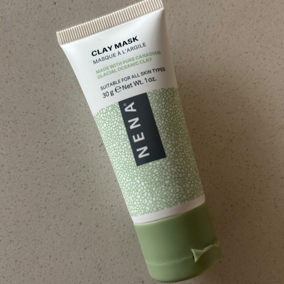 NENA Glacial Oceanic Clay Mask with Skincare Samples - Picture 4 of 16
